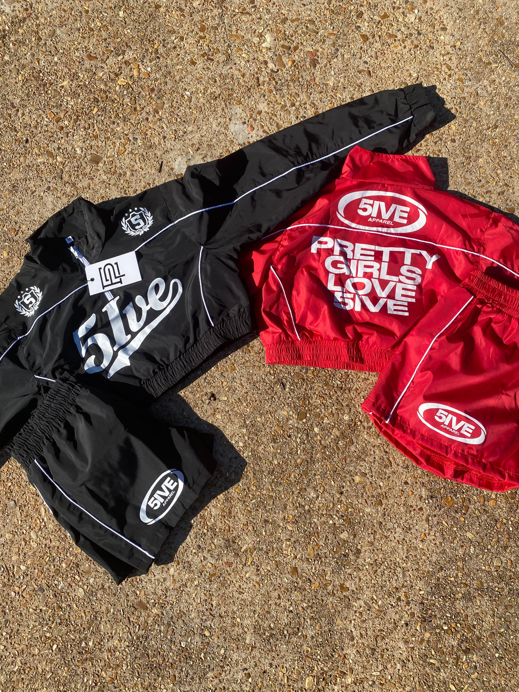 “PRETTY GIRLS LOVE 5IVE” WOMAN SET